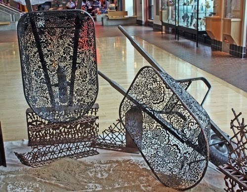 توری کاری هنرمندانه ابزارها توسط Cal Lane