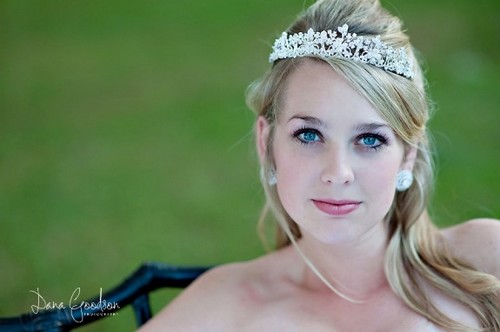 آرایش دختران چشم آبی